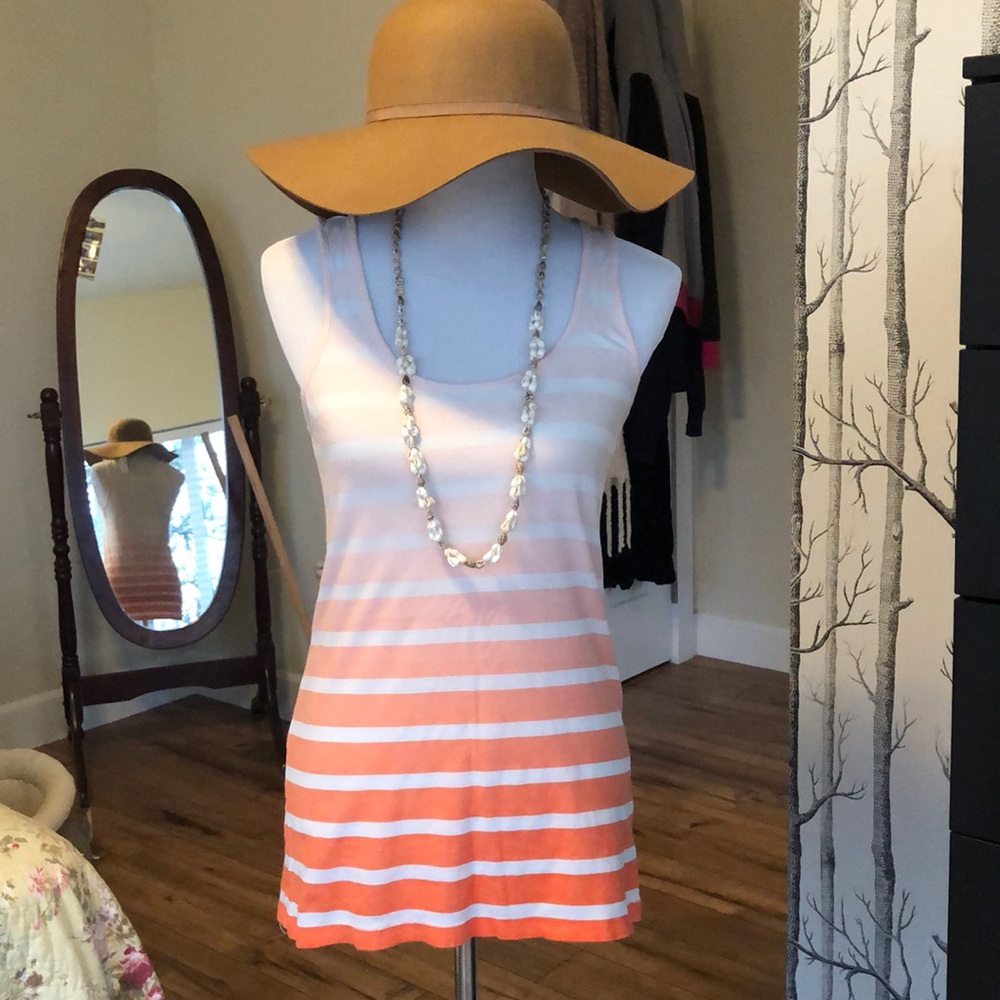 Old Navy pink stripe Ombré tank